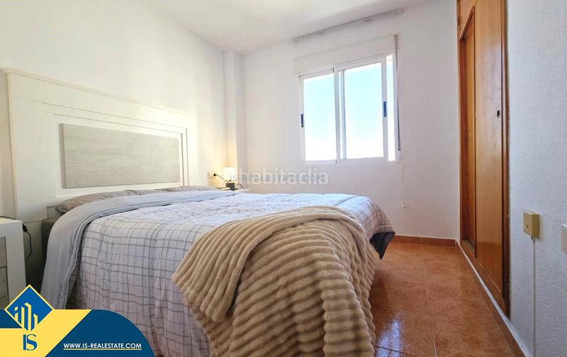 Foto caae2c35-06cb-4962-8d4f-608ac1b07b4b. Apartament amb calefacció piscina a Antonio Machado Torrevieja