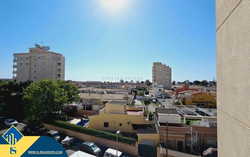 Foto f672f31b-ccc4-43c8-adfd-294c3072a770. Apartament amb calefacció piscina a Antonio Machado Torrevieja