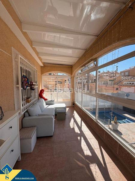 Foto 6fa9841e-8ae0-4d1e-afdf-43ef4df565ae. Flat with parking in La Florida Orihuela