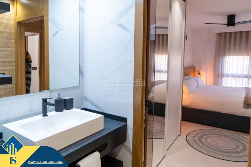 Foto b2708275-38e4-477b-a8d6-16384241ca77. Pis amb piscina a La Veleta Torrevieja