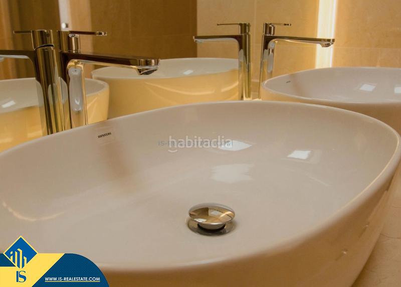 Foto 971cdd97-898a-4661-8c6a-fc1f622b1a95. Dúplex amb calefacció aparcament piscina a Río Real Marbella