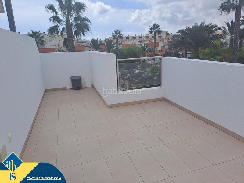 Foto 3912dae2-50ab-4dd9-a9c0-a3c15e1b30ff. Casa amb aparcament a Lomas de Cabo Roig - Los Dolses Orihuela