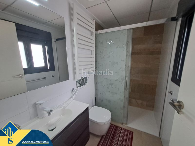 Foto c461ec6c-213b-49b4-b050-0fc46544fc34. Casa amb aparcament a Lomas de Cabo Roig - Los Dolses Orihuela