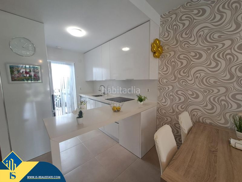 Foto fa851e63-2c34-4b65-afc5-a9c9ad3f6876. Casa amb aparcament a Lomas de Cabo Roig - Los Dolses Orihuela