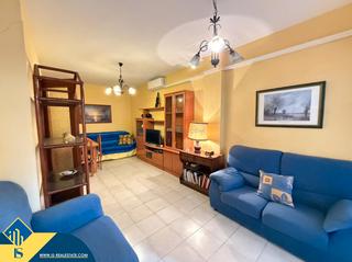 Apartament a Las Piscinas Naturales. Apartamento con terraza, en la provincia de alicante, en la ciud