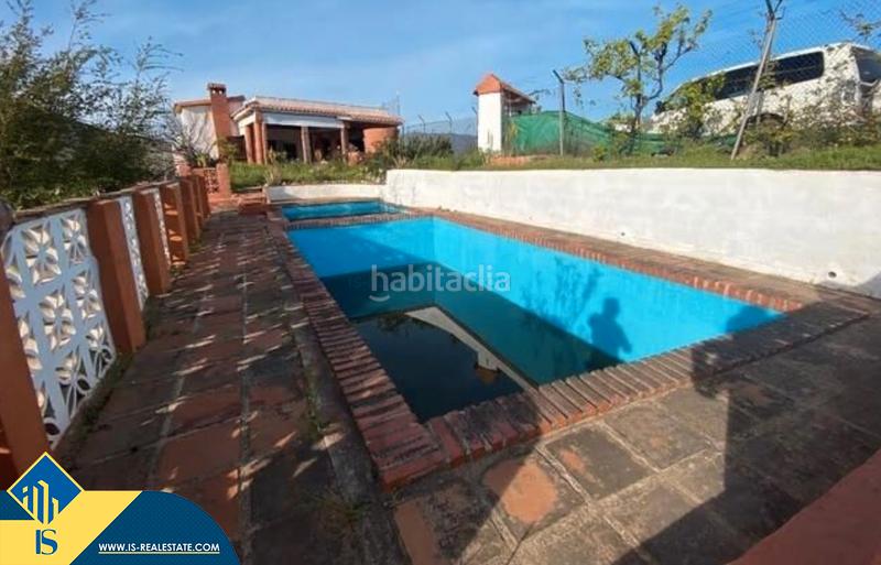 Foto c9e3202e-ae49-4bef-9fe3-51286d26179c. Casa con riscaldamento parcheggio piscina in Playa Bajadilla - Puertos Marbella