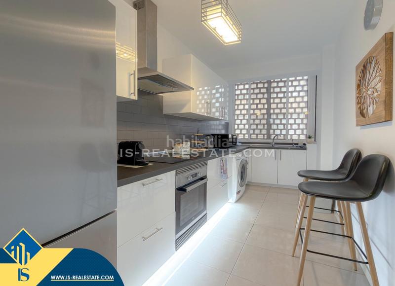 Foto 65be1dfe-2166-4986-82fa-ae1275c04797. Apartamento  renovado con terraza, en la provincia de alicante, en la ciudad , en la zona de playa del cura. 3 habitac en Torrevieja