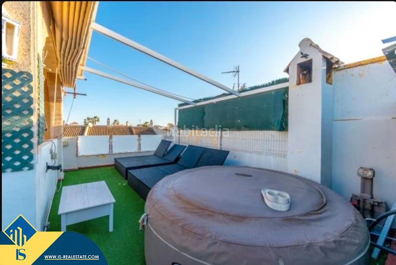 Foto c531c58b-8297-436f-a126-af5fc8da848b. Casa namas con piscina compartida, provincia de alicante, ciudad , distrito de la mata. 3 habitaciones | 111 m² | 1.2 kiló en Torrevieja
