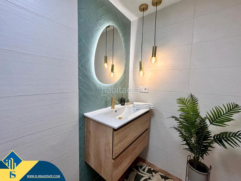 Foto 0682d718-d3ba-49c0-a9d9-32fd24de4429. Attique avec chauffage parking dans Avenida Habaneras - Curva de Palangre Torrevieja