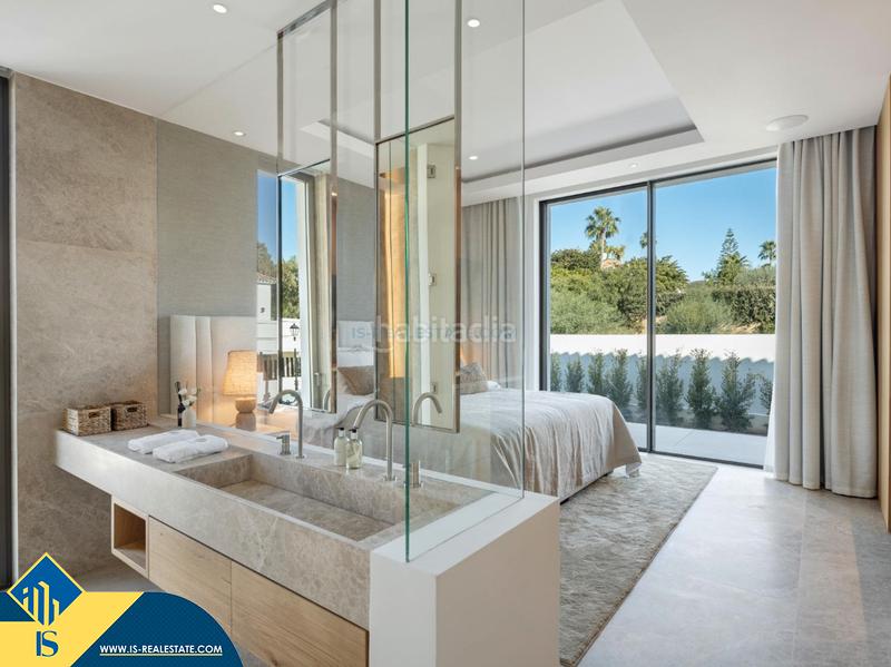 Foto 4f5c973d-4bef-431d-8c41-2be477107595. Xalet amb calefacció aparcament piscina a Aloha Marbella