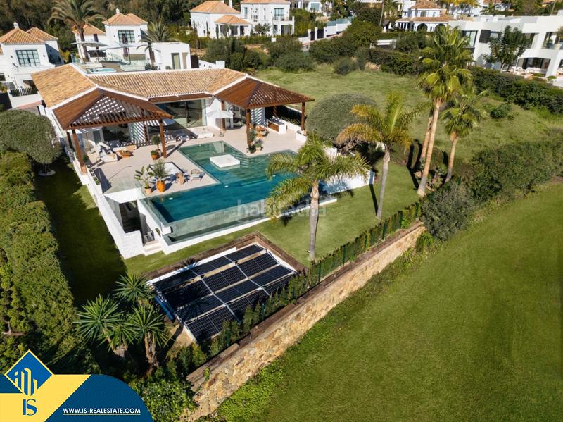 Foto cf899ed7-a3ab-42bc-818b-dc3596b70346. Xalet amb calefacció aparcament piscina a Aloha Marbella