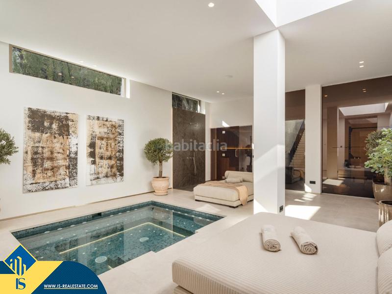 Foto db0161d9-1ea7-4e3c-8f46-19bbf52374c0. Xalet amb calefacció aparcament piscina a Aloha Marbella