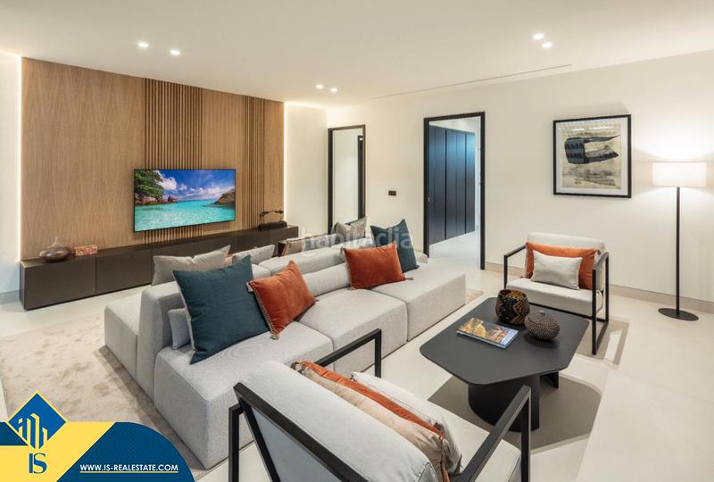 Foto 13e01379-8304-4b40-a194-f0b01fb321ea. Xalet amb calefacció aparcament piscina a Los Naranjos Marbella