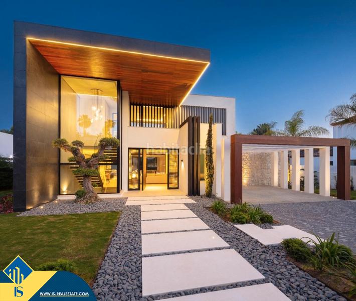 Foto 1b1794a5-9978-42e0-842f-fd2a9f890bcc. Xalet amb calefacció aparcament piscina a Los Naranjos Marbella