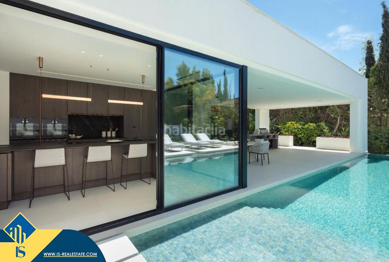 Foto 4b9a9ec0-23e1-4cd2-9b03-32ff5d8dfb94. Xalet amb calefacció aparcament piscina a Los Naranjos Marbella