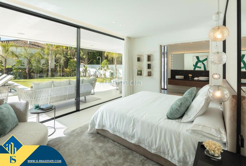 Foto 506fdc3a-d982-481e-bc0c-b771e25060f2. Xalet amb calefacció aparcament piscina a Los Naranjos Marbella