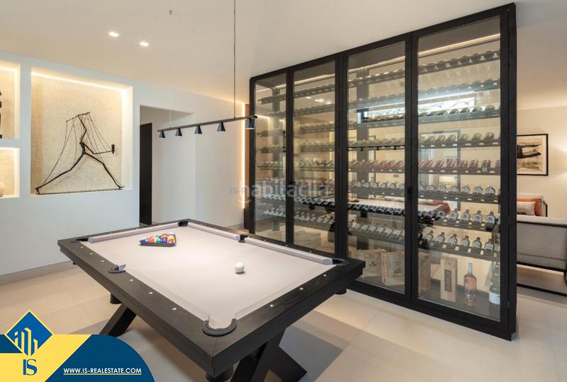 Foto cf5a169a-f1fa-4c85-985c-94c7130e22ef. Xalet amb calefacció aparcament piscina a Los Naranjos Marbella