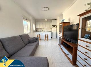 Casa a Zona los Frutales. Bungalow con piscina comunitaria, en la provincia de alicante, e