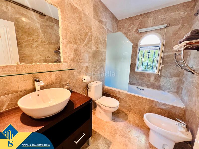 Foto 45633e93-34b6-4985-9e11-818c4326a77d. Haus mit parking in Lomas de Cabo Roig - Los Dolses Orihuela