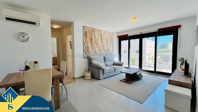 Foto 9e5a8ab8-c113-44bc-964e-8a13f83e09ba. Casa con parcheggio in Pueblo Latino Pilar de la Horadada