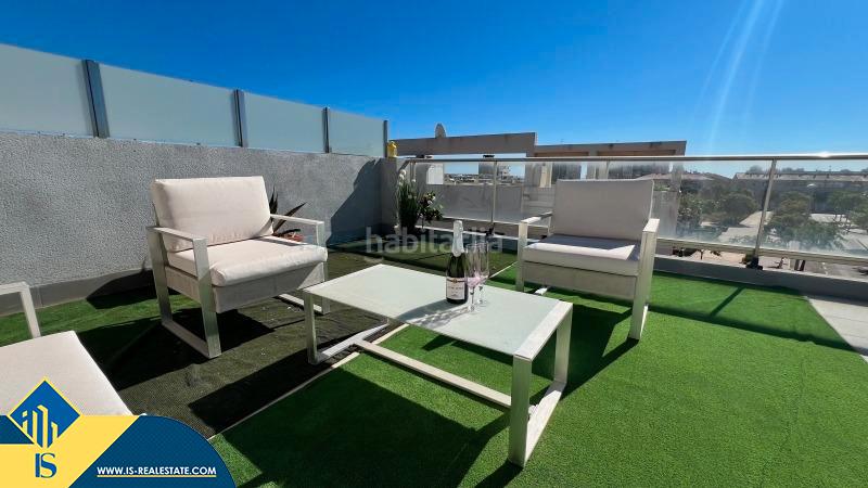 Foto d3bae92b-288c-4b14-92df-9875aca12393. Casa con parcheggio in Pueblo Latino Pilar de la Horadada