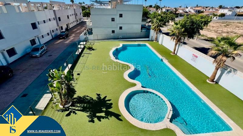 Foto fb684867-b306-4c9c-b67c-c0861e45ef4e. Casa con parcheggio in Pueblo Latino Pilar de la Horadada