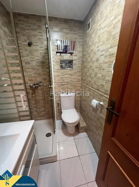 Foto 253af6ec-1dbe-4f72-95d1-fd834b3c3b41. Apartamento  con piscina comunitaria, en la provincia de alicante, en la ciudad , en la zona de playa dEl Acequión. 2 en Torrevieja