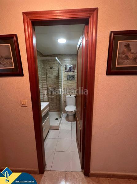 Foto 44144f67-bf93-4f23-b8bd-7ccf372aaa28. Apartamento  con piscina comunitaria, en la provincia de alicante, en la ciudad , en la zona de playa dEl Acequión. 2 en Torrevieja