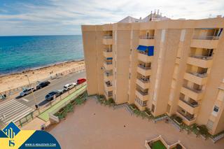 Pis a Zona Playa del Cura. Apartamento con terraza, en la provincia de alicante, en torrevi