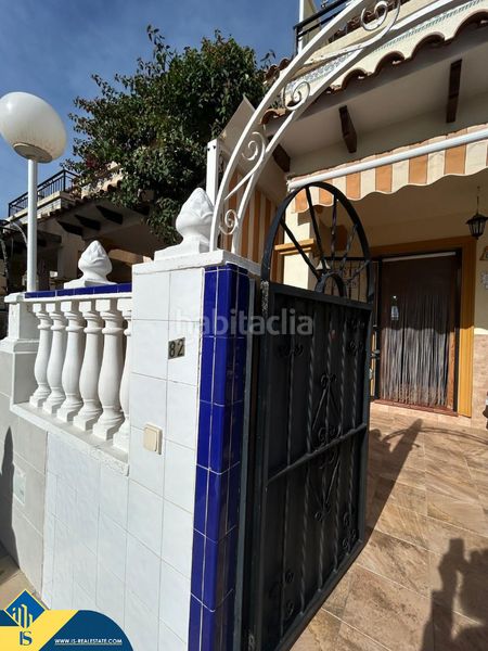 Foto 3967ff0d-0d44-4c09-82ef-c908d7648d42. Dúplex amb piscina a Los Balcones-Los Altos Torrevieja