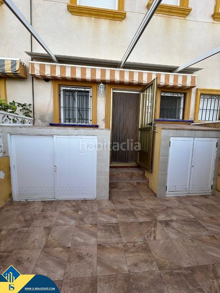 Foto 7ea2d6c0-5a8b-44ea-8b11-f363d6f5215a. Dúplex amb piscina a Los Balcones-Los Altos Torrevieja
