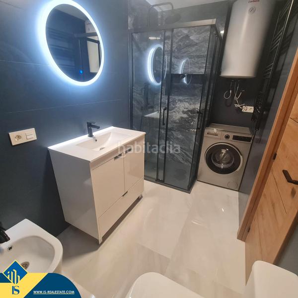 Foto bfd8891e-c6ed-4228-88c1-b73554e41180. Àtic a Playa de los Náufragos Torrevieja