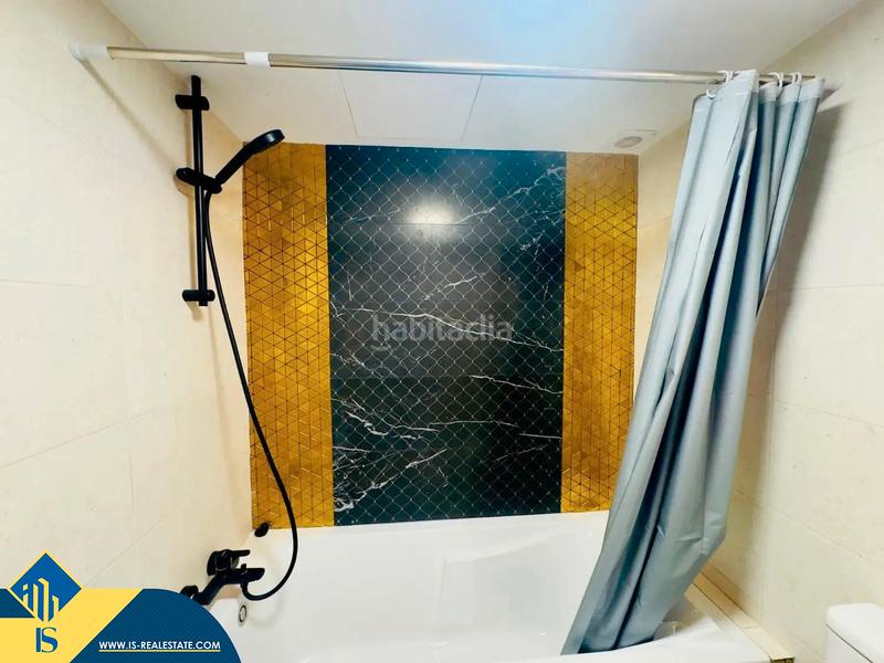 Foto c02a166e-715e-47ad-b5b8-a01b32a5d8a8. Àtic a Playa de los Náufragos Torrevieja