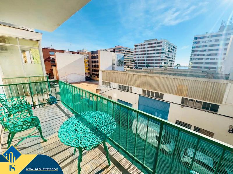 Foto f6188b1b-e991-4825-afbe-0c12a07703fc. Àtic a Playa de los Náufragos Torrevieja