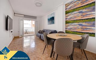 Apartamento en Zona Playa del Cura. Apartamento renovado con terraza, en la provincia de alicante, e