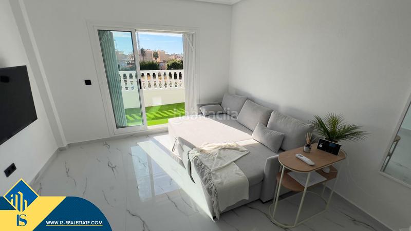 Foto 5dfbdbe5-e258-4a65-8b48-265075f02ecc. Attique avec piscine dans Zeniamar - Horizonte - La Campana Orihuela