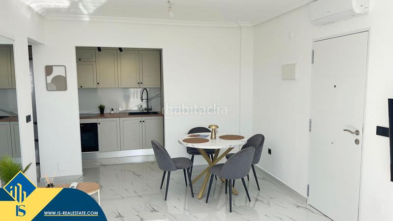 Foto cb13f795-c52f-482e-8da6-1164e8dbbdf4. Attique avec piscine dans Zeniamar - Horizonte - La Campana Orihuela