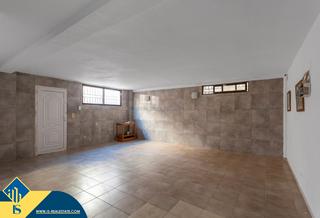 Apartament a Los Europeos. Apartamento para reformar, en la provincia de alicante, en la ci