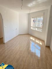 Apartament a Parque de las Naciones. Apartamento con piscina comunitaria, en la provincia de alicante