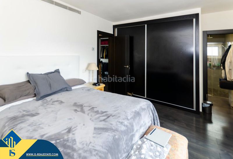 Foto d68b7c52-5257-42f9-b257-7ffcfaf60b12. Àtic amb calefacció aparcament piscina a Puerto Banús Marbella