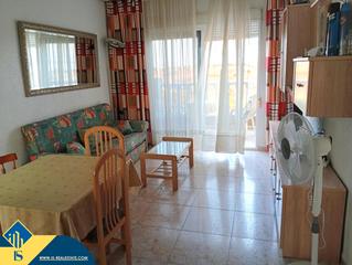 Apartamento en Torreblanca. Apartamento con piscina comunitaria, en la provincia de alicante