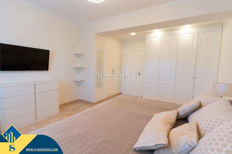 Foto 57ad2a0a-89fe-47c4-b4ef-10c142364b86. Chalet mit pool in Los Balcones-Los Altos Torrevieja