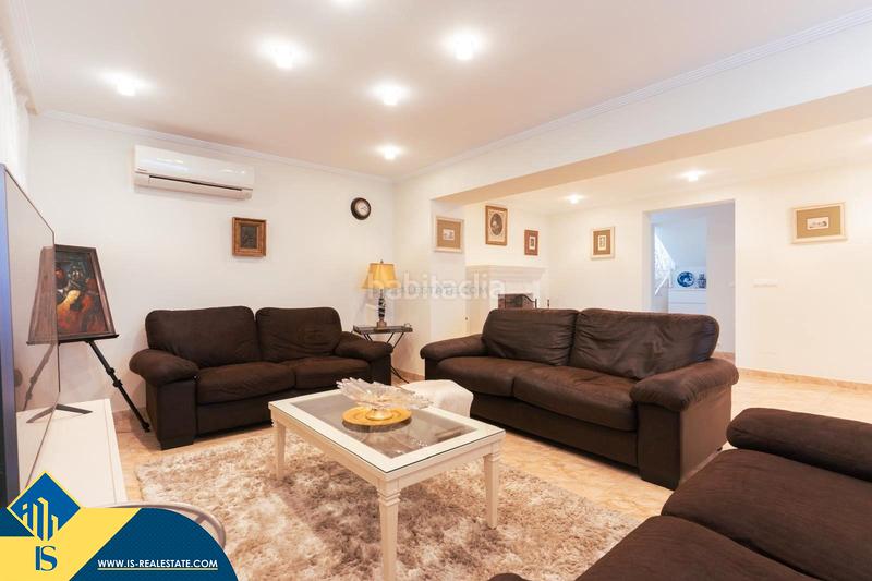Foto 820f2a5c-cf0c-47f6-a1b6-8ea1337e8f04. Chalet mit pool in Los Balcones-Los Altos Torrevieja