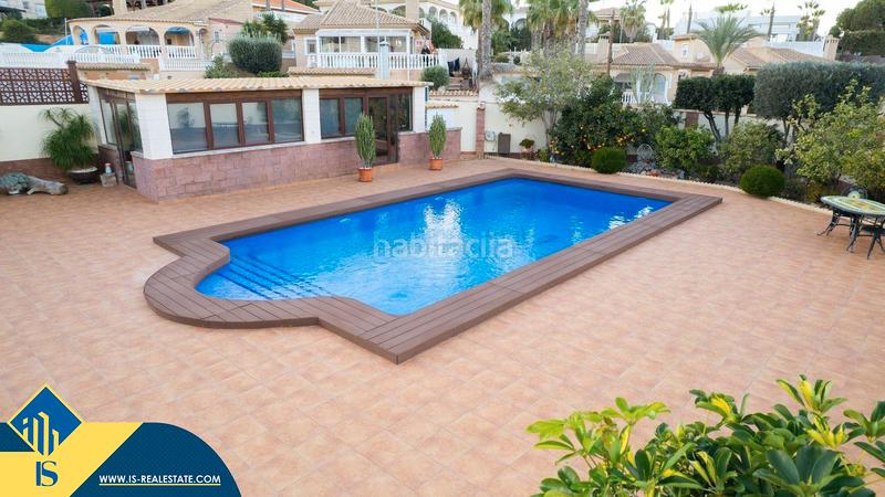 Foto fba681f5-3c35-4ad2-90ec-87ee6f0da2cb. Chalet mit pool in Los Balcones-Los Altos Torrevieja