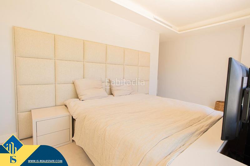 Foto 307cc6a1-ddd1-462e-9242-0d6f21e1d6aa. Attique avec parking piscine dans Nueva Andalucía centro Marbella