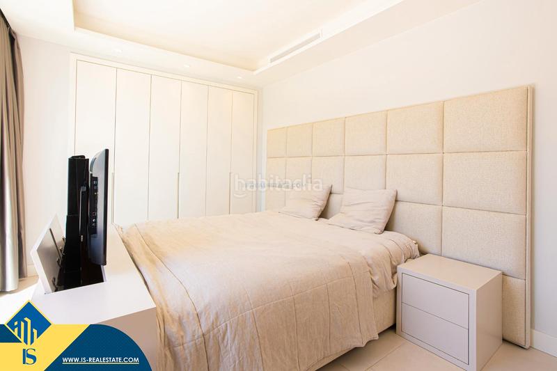 Foto 61c1334d-1306-4adb-892b-7e020d661bfd. Attique avec parking piscine dans Nueva Andalucía centro Marbella