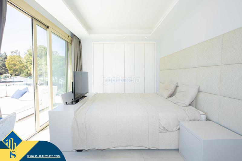 Foto 68ffe786-38a5-4a32-a9b1-1fd76df63caf. Attique avec parking piscine dans Nueva Andalucía centro Marbella