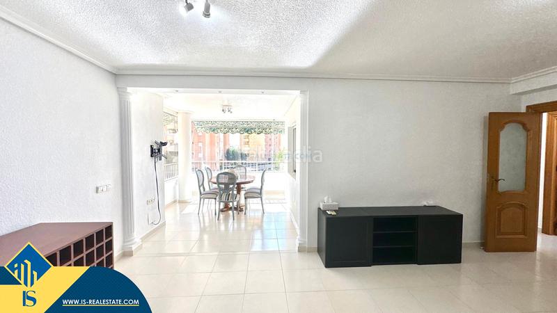 Foto 2c83661f-47c0-413d-bc36-58313923d010. Pis amb piscina a Campoamor Orihuela