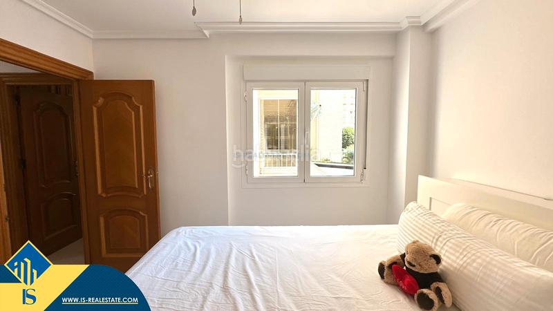 Foto 61ac3562-c5ed-478b-a5bf-1c0e32d30bc2. Pis amb piscina a Campoamor Orihuela