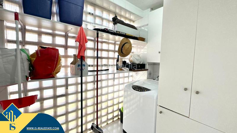 Foto b6f80f0d-36bd-4cd5-8fda-21fb3e53fe9d. Pis amb piscina a Campoamor Orihuela